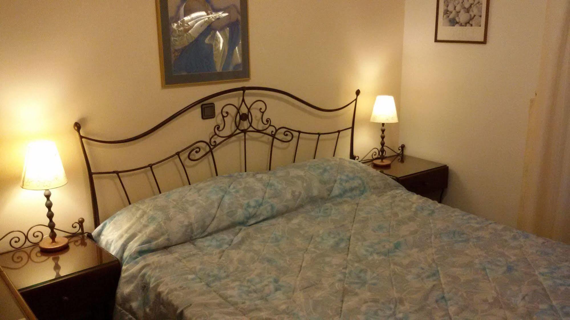 Sunset Studios And Apartments For Adults Over 21 Only Naousa  Exterior photo