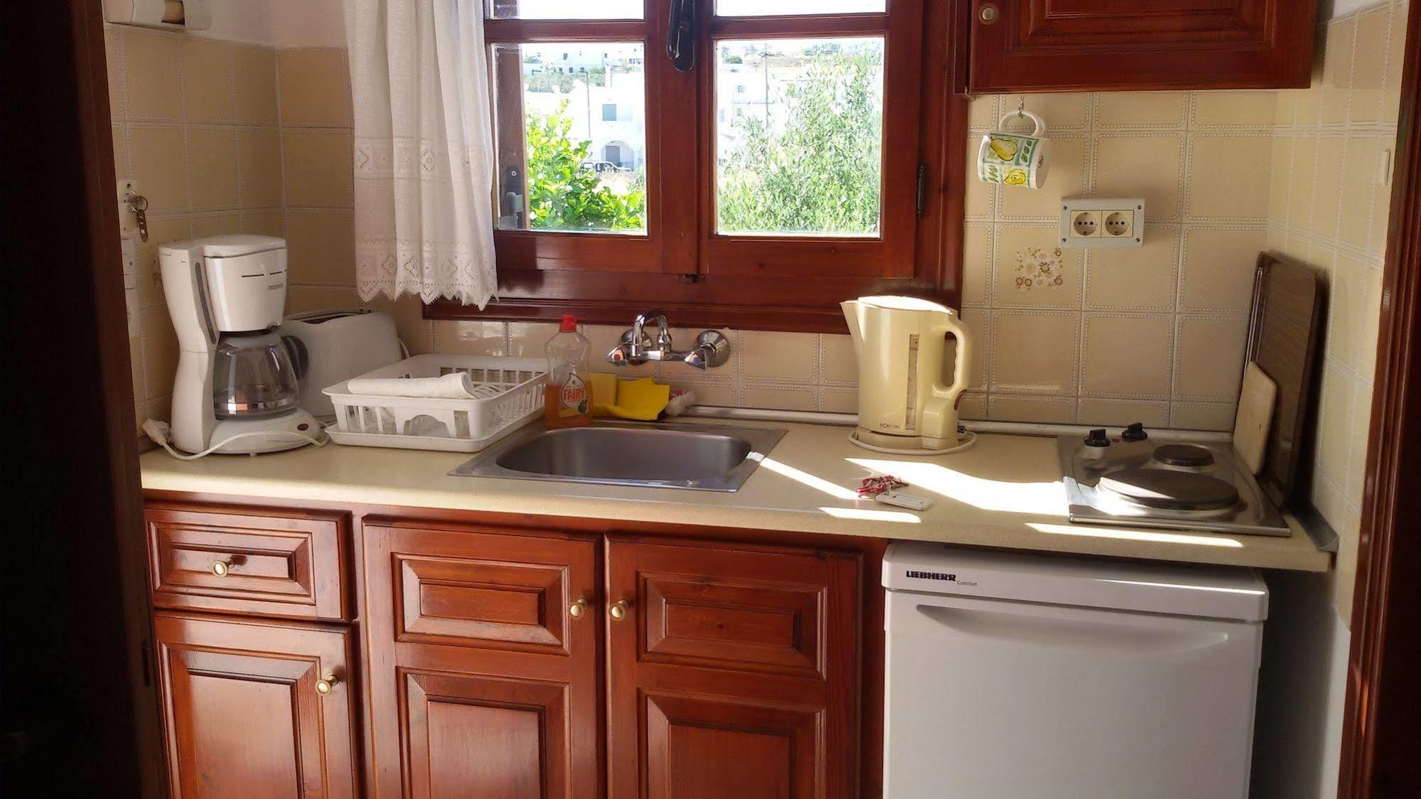 Sunset Studios And Apartments For Adults Over 21 Only Naousa  Exterior photo
