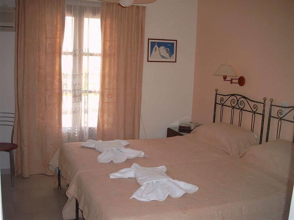 Sunset Studios And Apartments For Adults Over 21 Only Naousa  Exterior photo